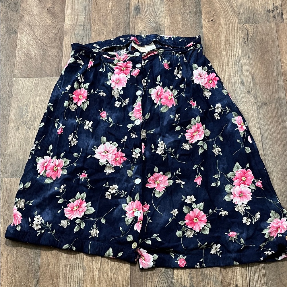 Jaclyn Smith Navy Skirt with Pink Floral Print and Shell Buttons